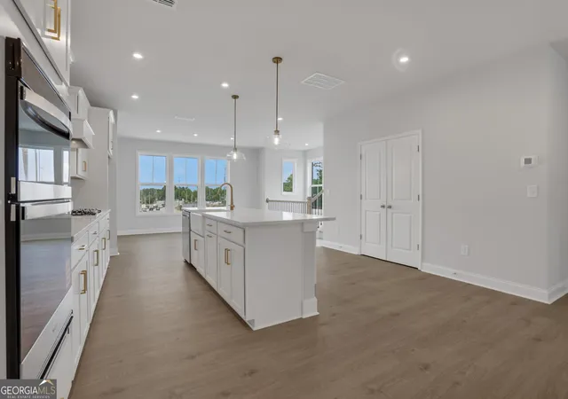 Photo 4 of Townhouse for sale at 386 Sunset Hollow St, Sugar Hill, GA 30518 | MLS# 10789758 | Listing updated on 2026-10-08
