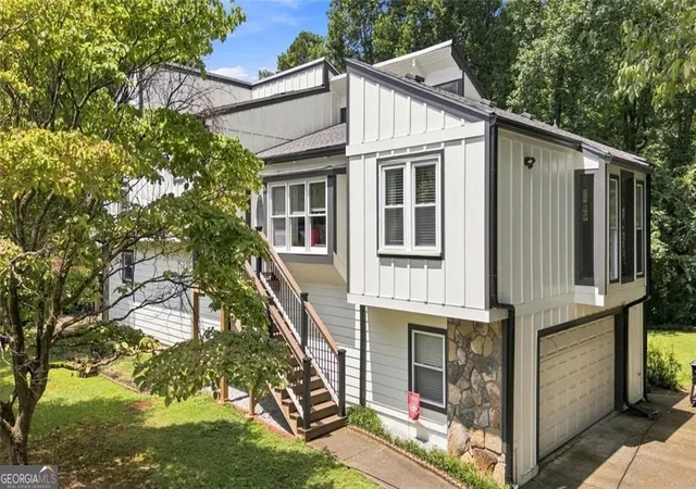 Photo 1 of Single family home for sale at 4831 Highpoint Dr Ne, Marietta, GA 30066 | MLS# 10825684 | Listing updated on 2026-09-17