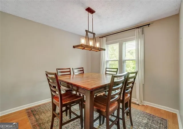 Photo 4 of Single family home for sale at 4831 Highpoint Dr Ne, Marietta, GA 30066 | MLS# 10825684 | Listing updated on 2026-09-17
