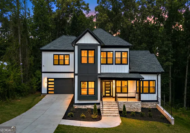 Photo 3 of Single family home for sale at 535 Michael Cir, Monroe, GA 30655 | MLS# 10800888 | Listing updated on 2026-09-08