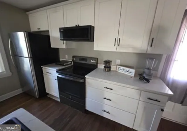 Photo 4 of Single family home for sale at 202 E 58th Street, Savannah, GA 31405 | MLS# 10807889 | Listing updated on 2026-09-19