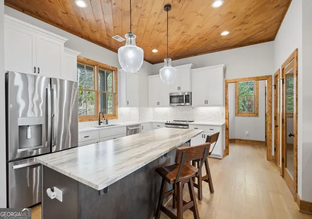 Photo 3 of Single family home for sale at 821 Echo Rd, Morganton, GA 30560 | MLS# 10724908 | Listing updated on 2026-08-23