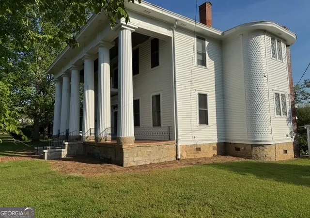 Photo 3 of Single family home for sale at 222 W Church St, Lexington, GA 30648 | MLS# 10504152 | Listing updated on 2026-07-12