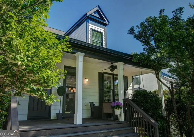 Photo 2 of Townhouse for sale at 1433 Carroll Dr Nw #8, Atlanta, GA 30318 | MLS# 10736159 | Listing updated on 2026-09-02