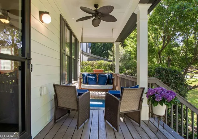 Listing Photo 3 - Condo for sale in building located at 1433 Carroll Dr Nw, Atlanta, GA 30318 - Unit #8