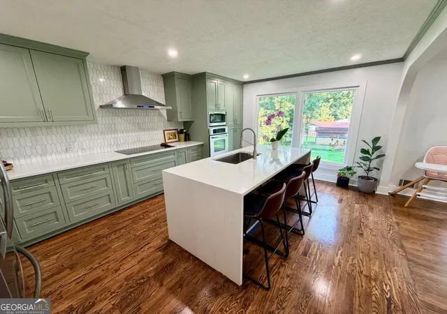2nd image of 4992 Green Oak Dr Sw, Lilburn, GA 30047 | MLS# 10816060