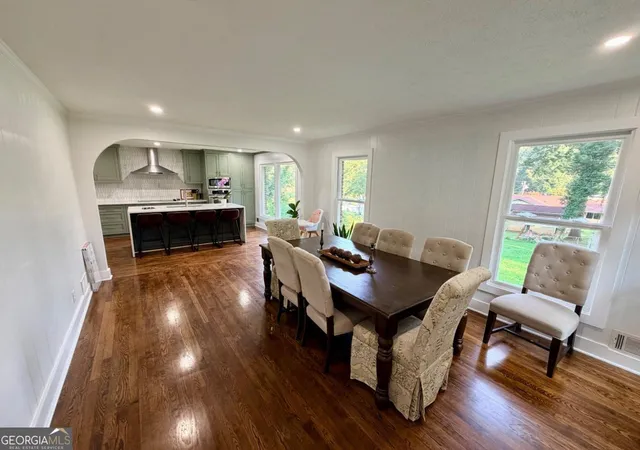 3rd image of 4992 Green Oak Dr Sw, Lilburn, GA 30047 | MLS# 10816060