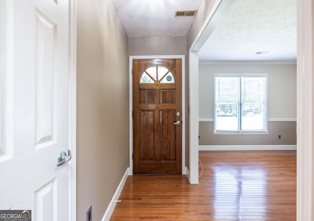 Photo 3 of Single family home for sale at 215 Valley Brk Trl, Jonesboro, GA 30238 | MLS# 10828833 | Listing updated on 2026-09-18