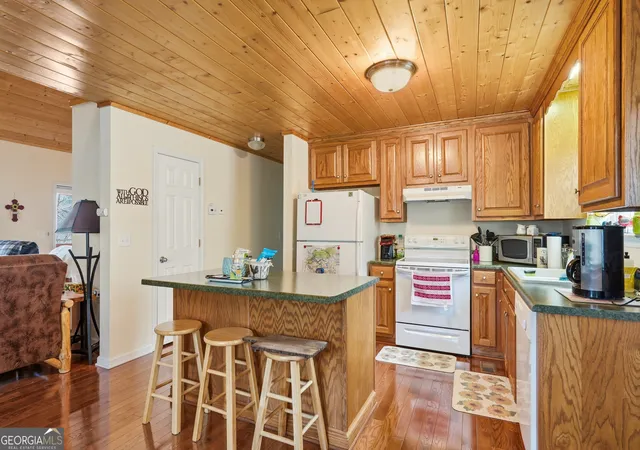 5th image of 1914 Creekstone Ln, Young Harris, GA 30582 | MLS# 10771060