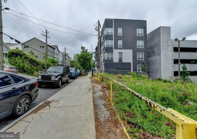 11th image of 717 Fraser St Se #0, Atlanta, GA 30315 | MLS# 10606020