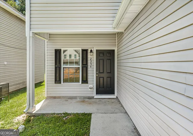 Photo 3 of Single family home for sale at 2354 Hackamore Dr, South Fulton, GA 30349 | MLS# 10830532 | Listing updated on 2026-10-28