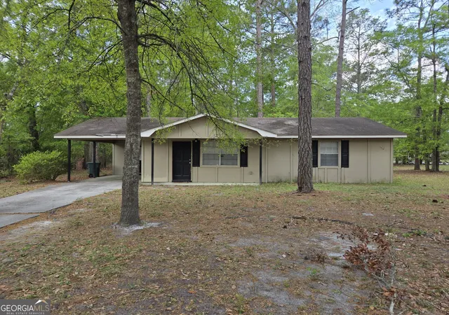 Photo 3 of Single family home for sale at 219 Surrey Rd, Hinesville, GA 31313 | MLS# 10732032 | Listing updated on 2026-09-03