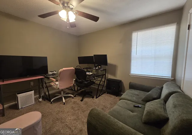 Photo 4 of Sale Pending at 219 Surrey Rd, Hinesville, GA 31313 | MLS# 10732032 | Listing updated on 2026-10-06