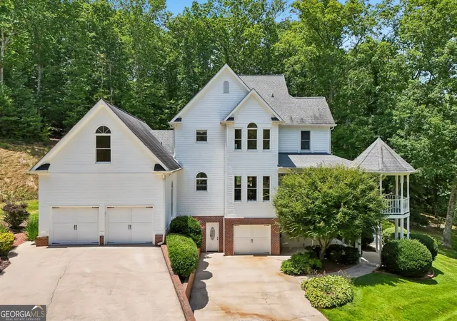 Photo 4 of Single family home for sale at 4218 Roy Rd, Ellijay, GA 30536 | MLS# 10802193 | Listing updated on 2026-07-31