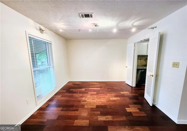 5th image of 8740 Roswell Roa #9D, Sandy Springs, GA 30350 | MLS# 10779570