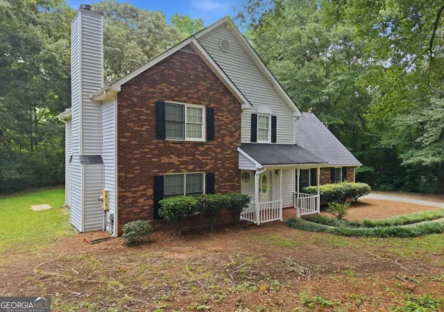 3rd image of 117 Lakeview Ln, Stockbridge, GA 30281 | MLS# 10806024