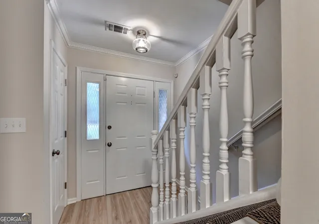 5th image of 6110 Windsor Trace Dr, Peachtree Corners, GA 30092 | MLS# 10802791