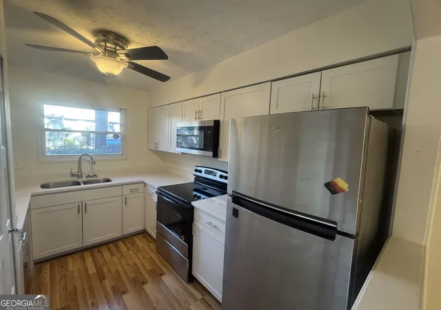 2nd image of 3563 Splinterwood Rd, Peachtree Corners, GA 30092 | MLS# 10802713
