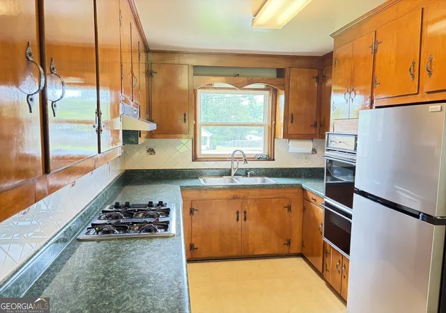 Photo 3 of Single family home for sale at 52 Lyons Dr NW, Rome, GA 30165 | MLS# 10772933 | Listing updated on 2026-09-12