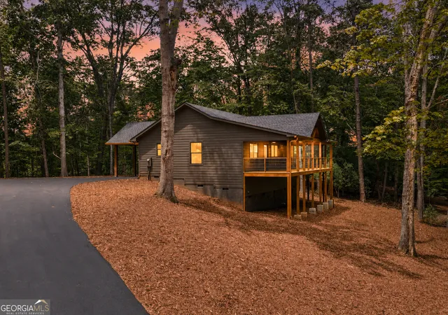 Homes for sale in Ellijay, GA | 274 Medina Court, Ellijay, GA 30540 | MLS# 10733088