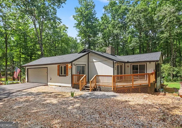 3rd image of 102 Mckinley Cir, Lagrange, GA 30240 | MLS# 10800892