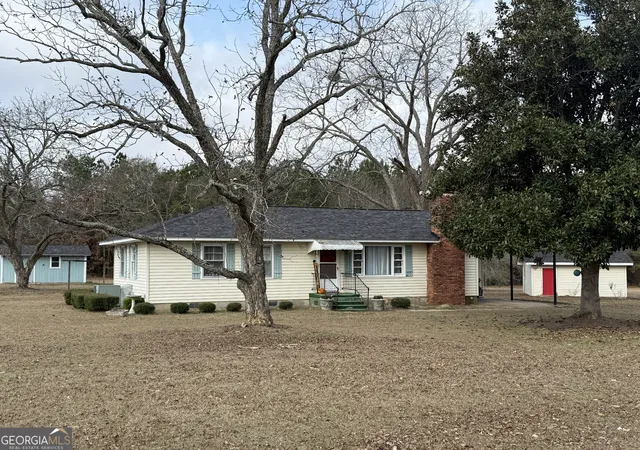 Homes for sale in Abbeville, GA | 15497 Hwy 233, Abbeville, GA 31001 | MLS# 10667214