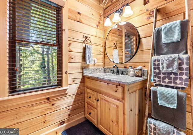 Photo 3 of Single family home for sale at 24 Casey Ct, Blue Ridge, GA 30513 | MLS# 10618810 | Listing updated on 2026-08-26