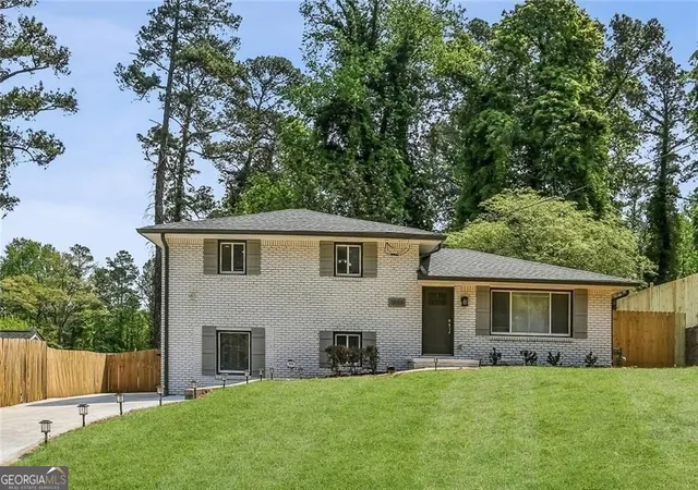 Photo 1 of Sale Pending at 1888 La Mesa Ln, Decatur, GA 30032 | MLS# 10835281 | Listing updated on 2026-10-06