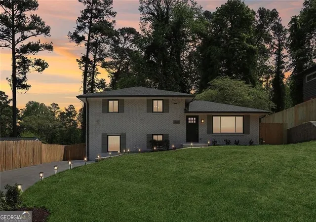 Photo 2 of Sale Pending at 1888 La Mesa Ln, Decatur, GA 30032 | MLS# 10835281 | Listing updated on 2026-10-06