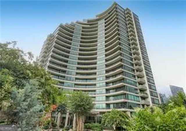 Homes for sale in Atlanta, GA | 700 Park Regency Pl Ne #APT 603, Atlanta, GA 30326 | MLS# 10733692