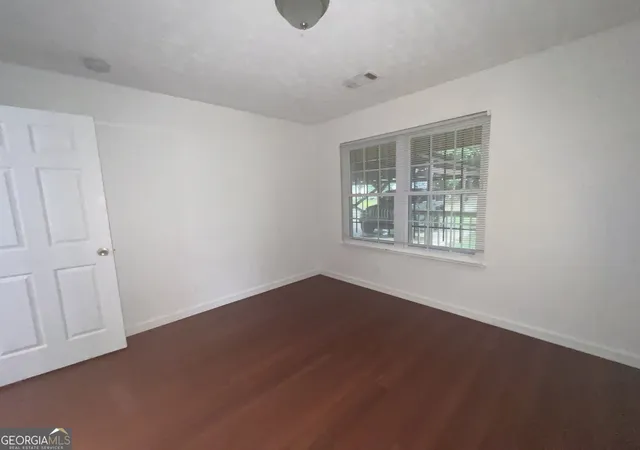 Photo 3 of Sale Pending at 19 Moury Ave Se, Atlanta, GA 30315 | MLS# 10603121 | Listing updated on 2026-08-26