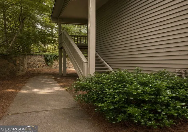 2nd image of 1303 Country Park Dr, Smyrna, GA 30080 | MLS# 10763914