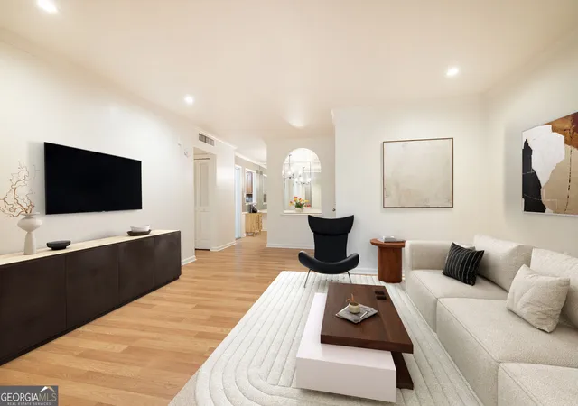Photo 1 of Condo for sale at 118 Maison Pl Nw, Atlanta, GA 30327 | MLS# 10826085 | Listing updated on 2026-08-28