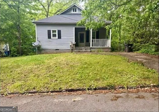 2nd image of 1821 E Farris Ave, Atlanta, GA 30344 | MLS# 10770944