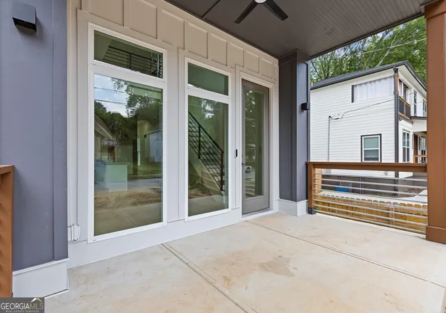 Photo 2 of Single family home for sale at 966 Coleman St Sw, Atlanta, GA 30310 | MLS# 10799369 | Listing updated on 2026-08-27