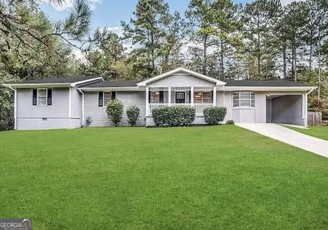 Photo 1 of Single family home for sale at 659 Country Clb Rd, Newnan, GA 30263 | MLS# 10500926 | Listing updated on 2026-09-19
