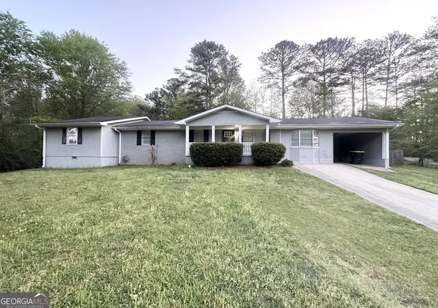 Photo 2 of Single family home for sale at 659 Country Clb Rd, Newnan, GA 30263 | MLS# 10500926 | Listing updated on 2026-09-19