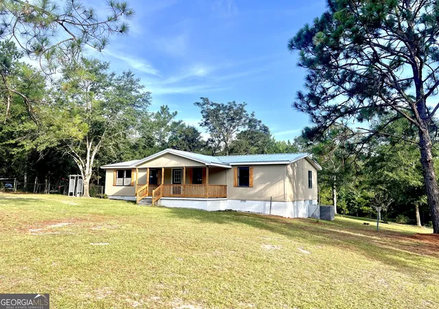 Photo 1 of Manufactured home for sale at 85 Shady Oaks Rd, Eastman, GA 31023 | MLS# 10826838 | Listing updated on 2026-08-29