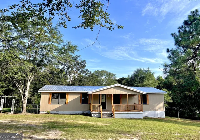 Photo 2 of Manufactured home for sale at 85 Shady Oaks Rd, Eastman, GA 31023 | MLS# 10826838 | Listing updated on 2026-08-29