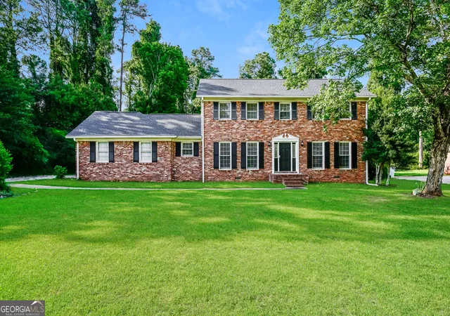 1st image of 2216 Country Club Dr Se, Conyers, GA 30013 | MLS# 10806349