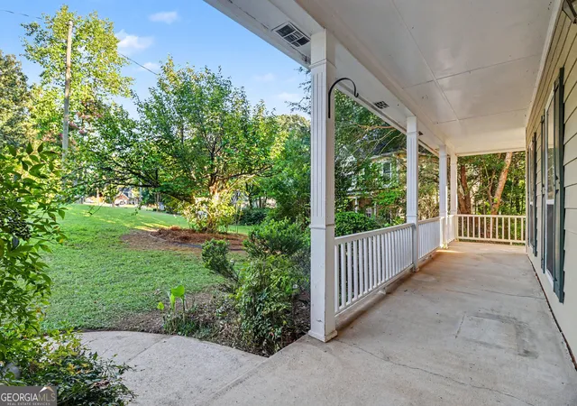 2nd image of 2042 Fox Hound Wy, Lawrenceville, GA 30043 | MLS# 10826792