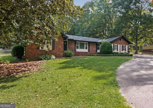 4th image of 163 Sheppard Dr, Newnan, GA 30263 | MLS# 10803971