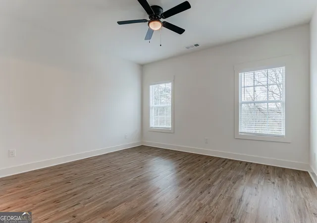 4th image of 552 Clayton St, Commerce, GA 30529 | MLS# 10811627