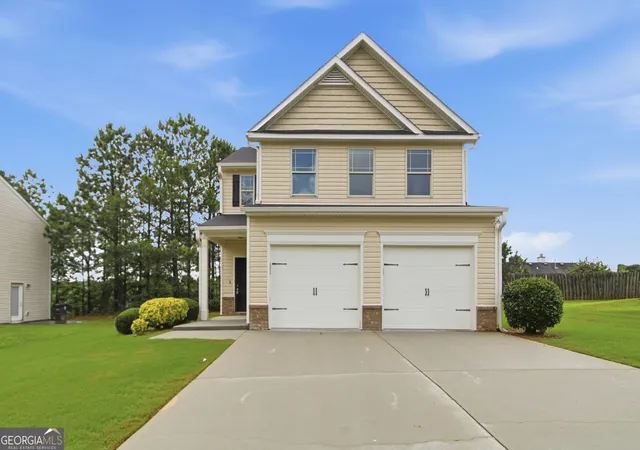 Homes for sale in Douglasville, GA | 7130 Creeksong Dr, Douglasville, GA 30134 | MLS# 10784239