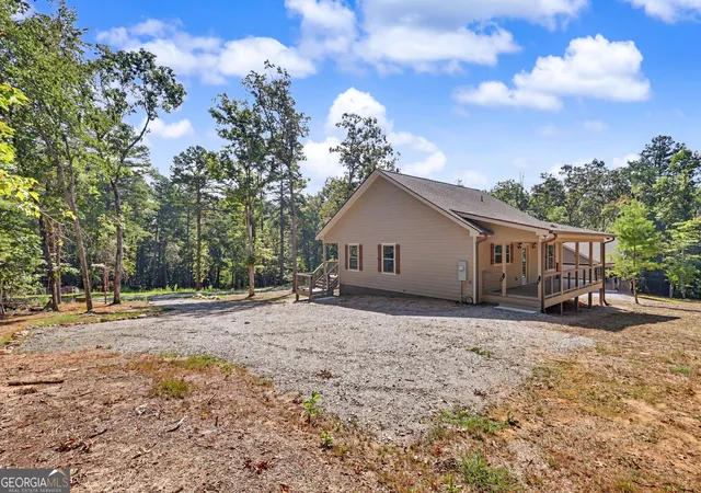 Photo 4 of Single family home for sale at 1347 John Smith Road E, Blairsville, GA 30512 | MLS# 10835252 | Listing updated on 2026-09-11