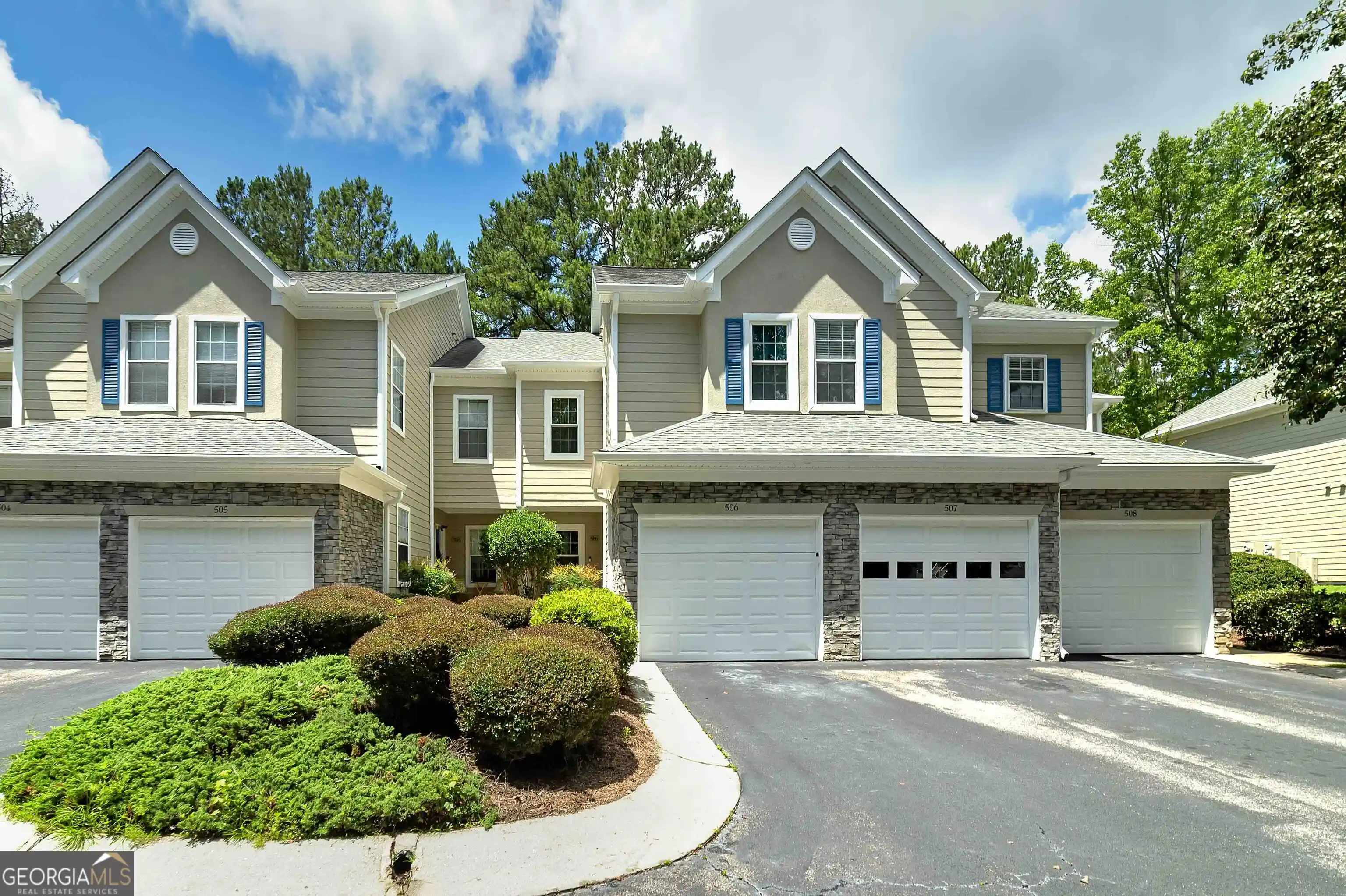 Listing Photo 1 - Condo for sale in 506 Peachtree Clb Dr located at 506 Peachtree Clb Dr, Peachtree City, GA 30269 - Unit 506 Peachtree Clb Dr