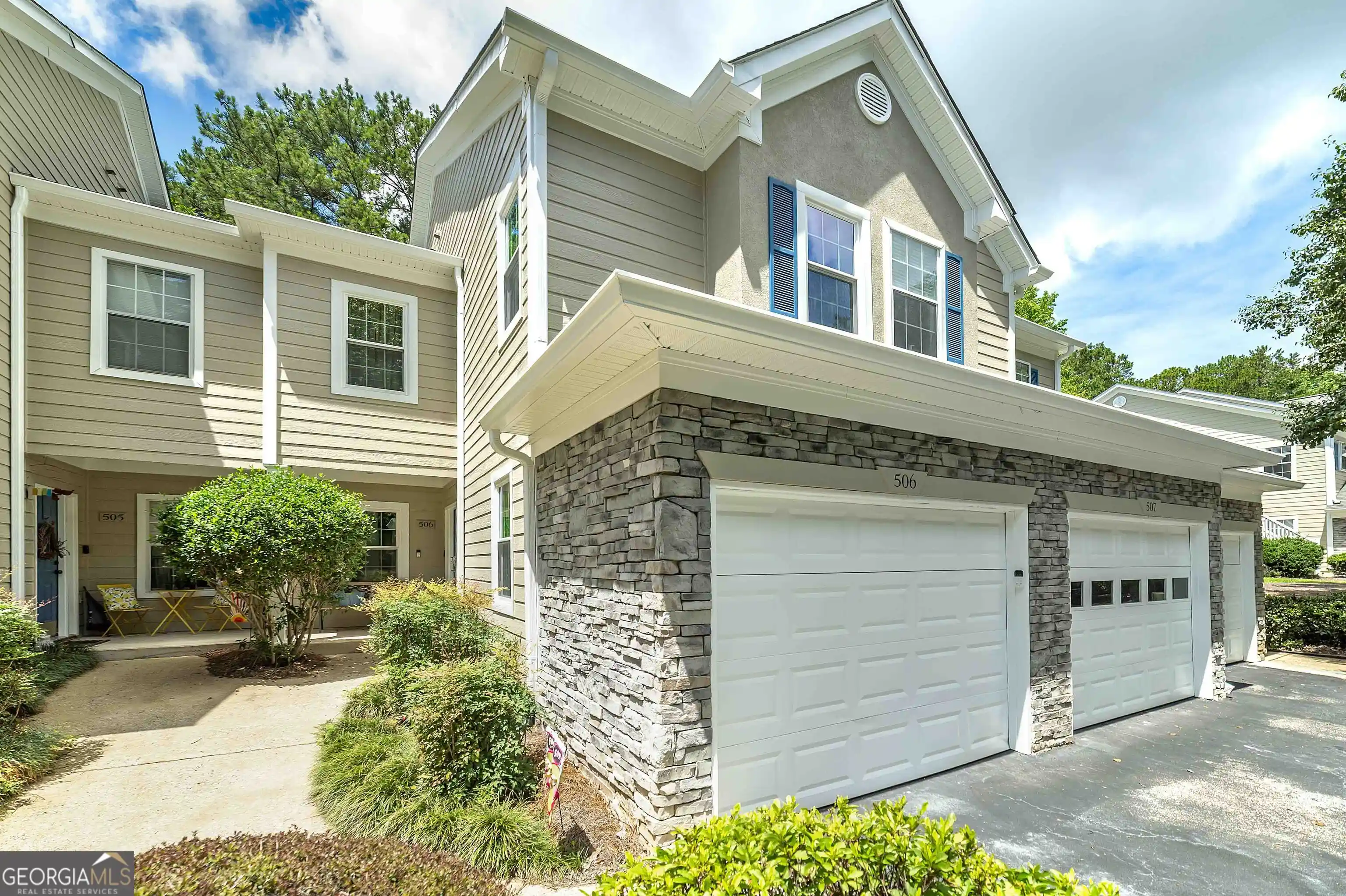 Listing Photo 2 - Condo for sale in 506 Peachtree Clb Dr located at 506 Peachtree Clb Dr, Peachtree City, GA 30269 - Unit 506 Peachtree Clb Dr