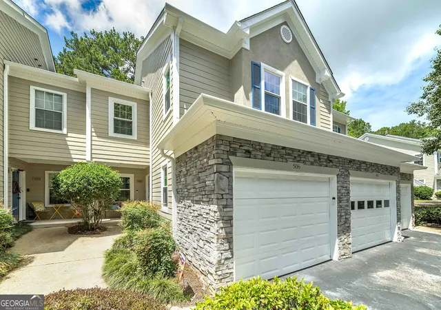 Homes for sale in Peachtree City, GA | 506 Peachtree Club Dr, Peachtree City, GA 30269 | MLS# 10791294