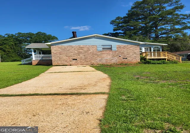 Homes for sale in Valley, AL | 5461 28Th Ave, Valley, AL 36854 | MLS# 10785944