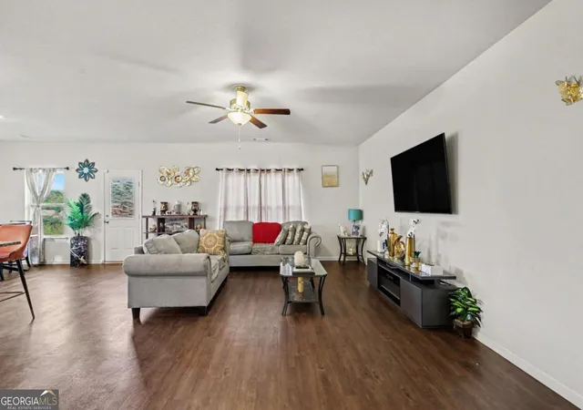 4th image of 3715 Tommyhawk Ct, Douglasville, GA 30135 | MLS# 10786078